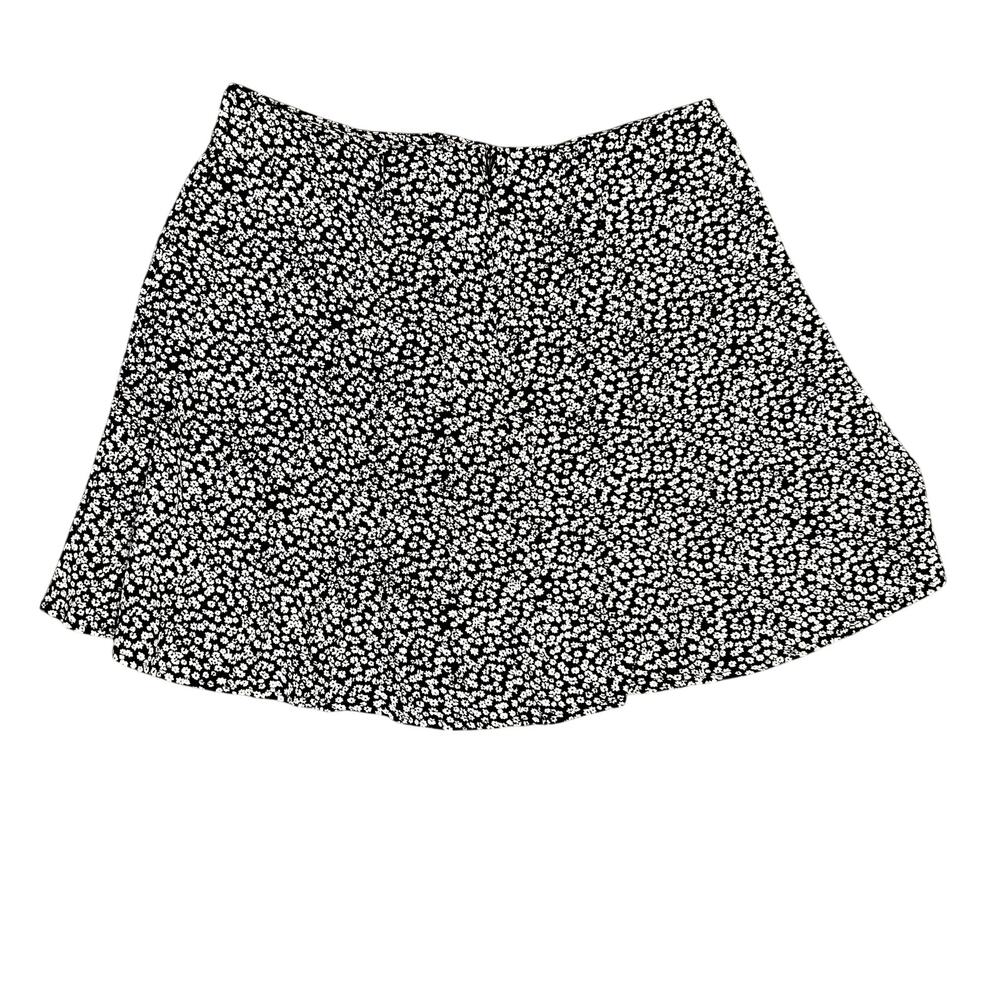 American Eagle Micro Mini Skate Skirt 4 Black with White Floral